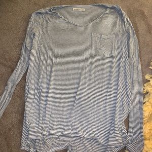 Abercrombie & Fitch long sleeve oversized tee